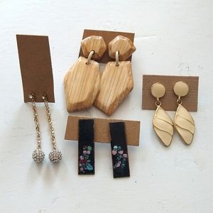 4 sets of "dangle" earrings
